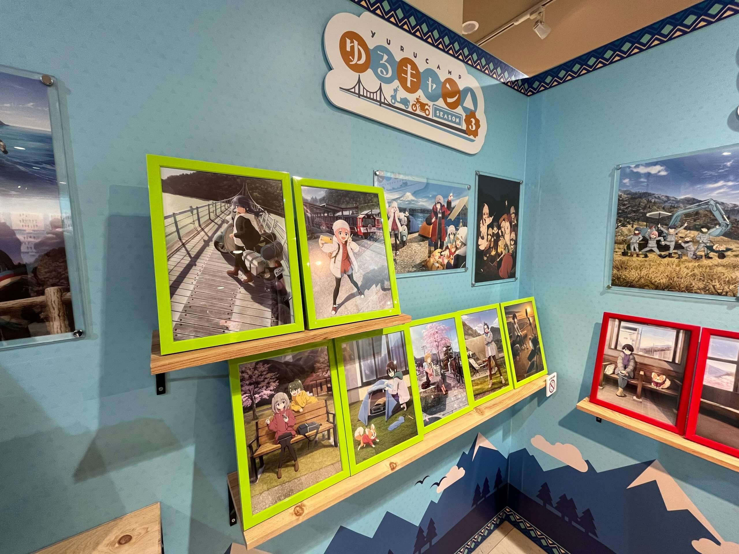 シーズン3のメインビジュアルとキャラ別シーン